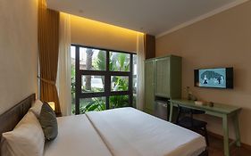 Moonlight Homestay & Hotel